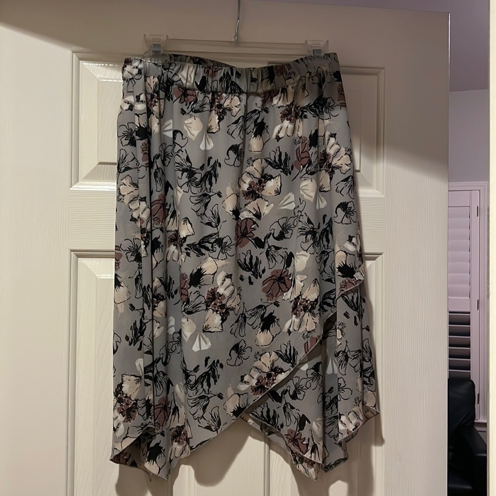 Floral elastic waist skirt